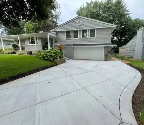 Finished driveway hardscape project by Actaeon